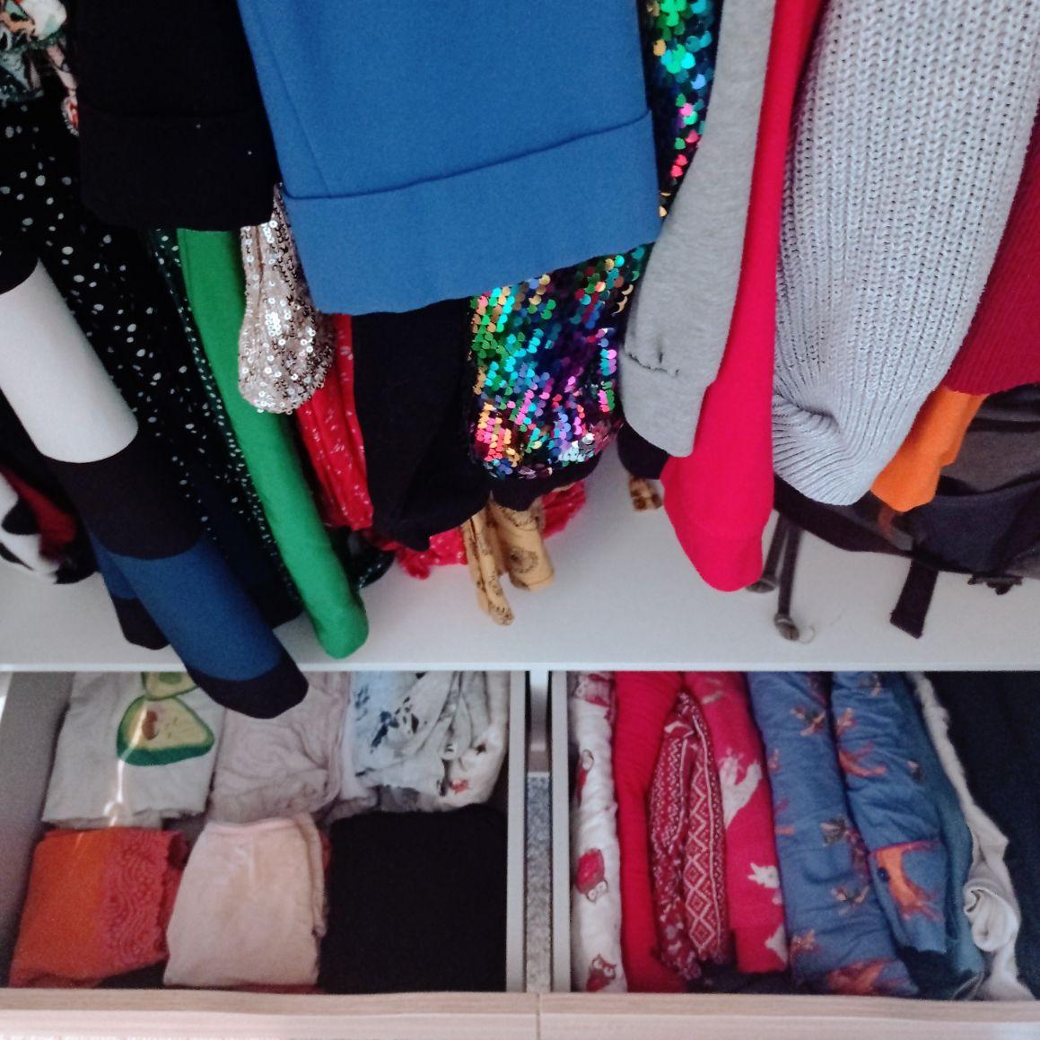 organised-wardrobe